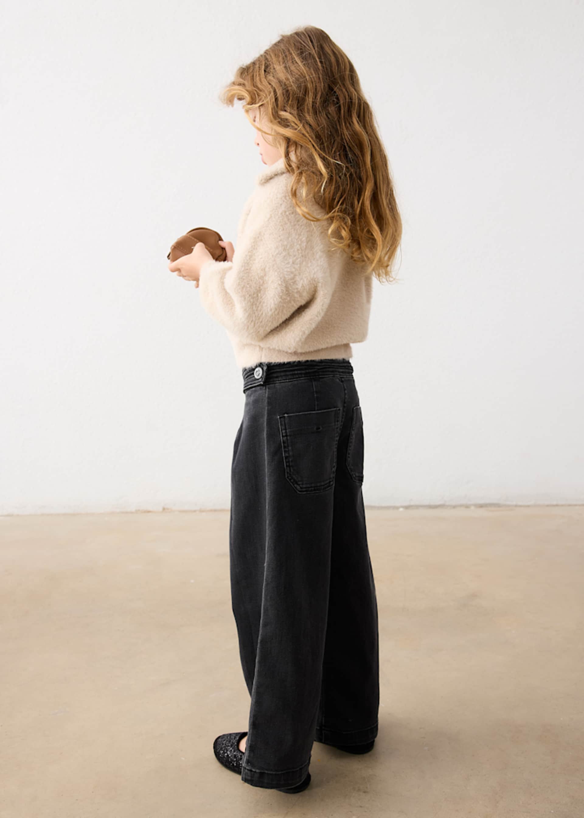 Girl zip-up knit jacket