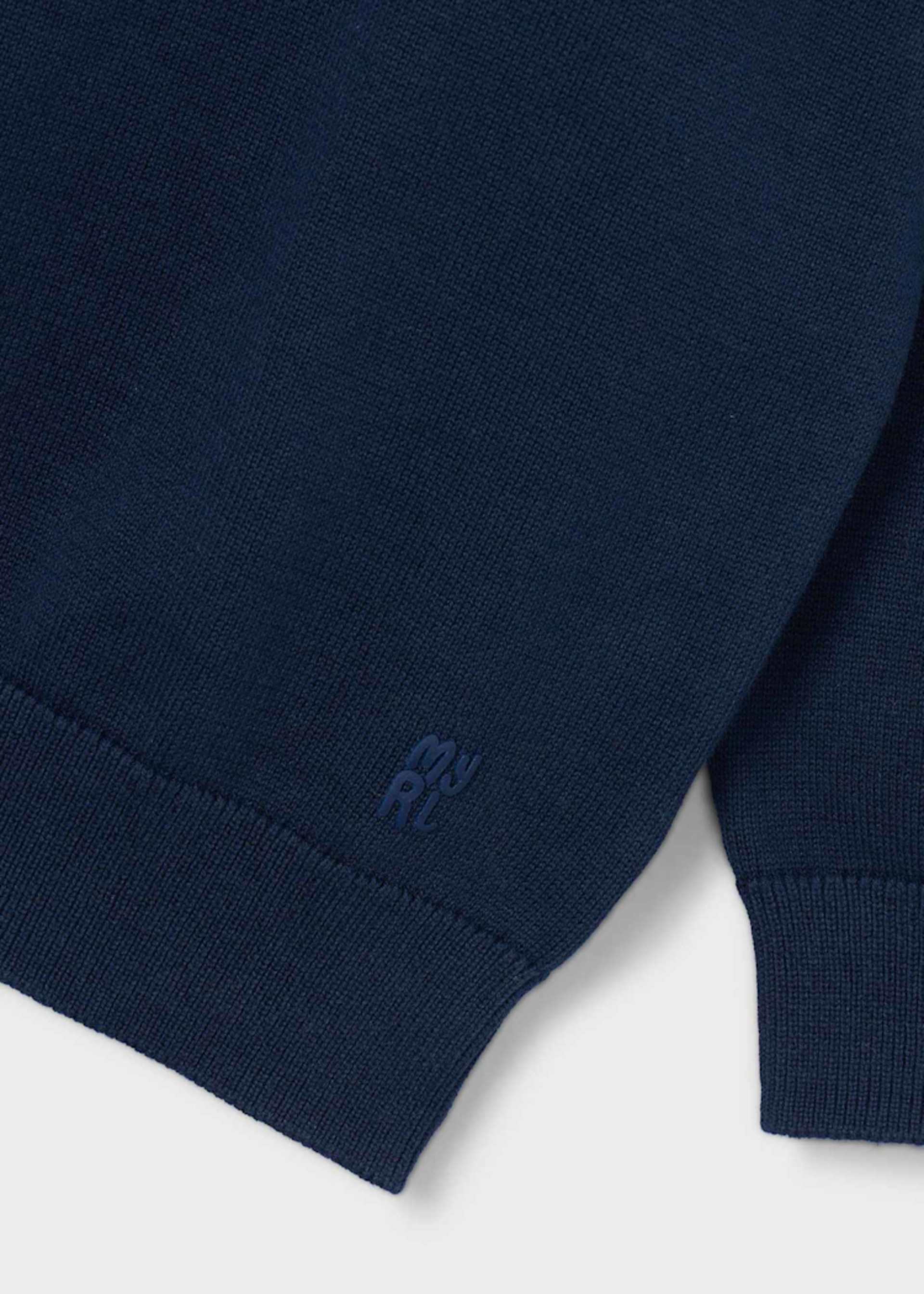 Basic jumper for boys