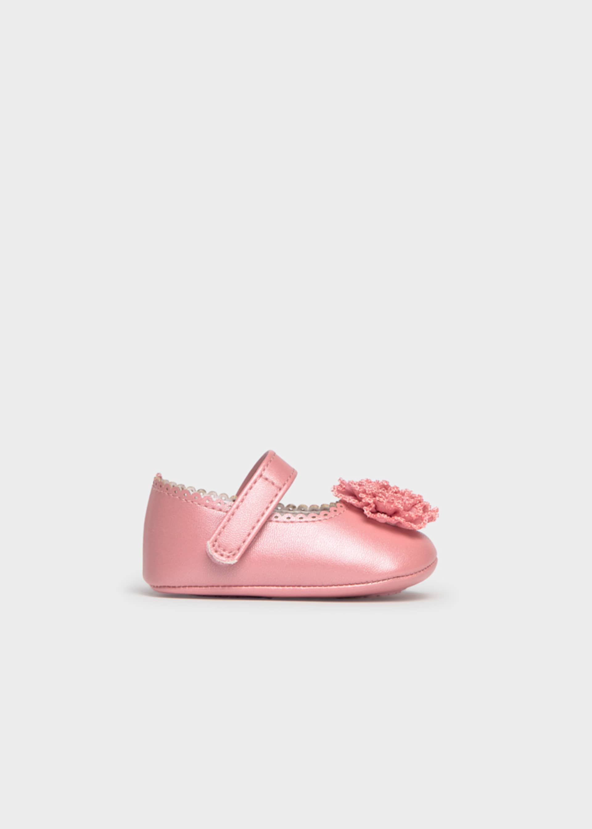 Ballerines fleur nouveau-né