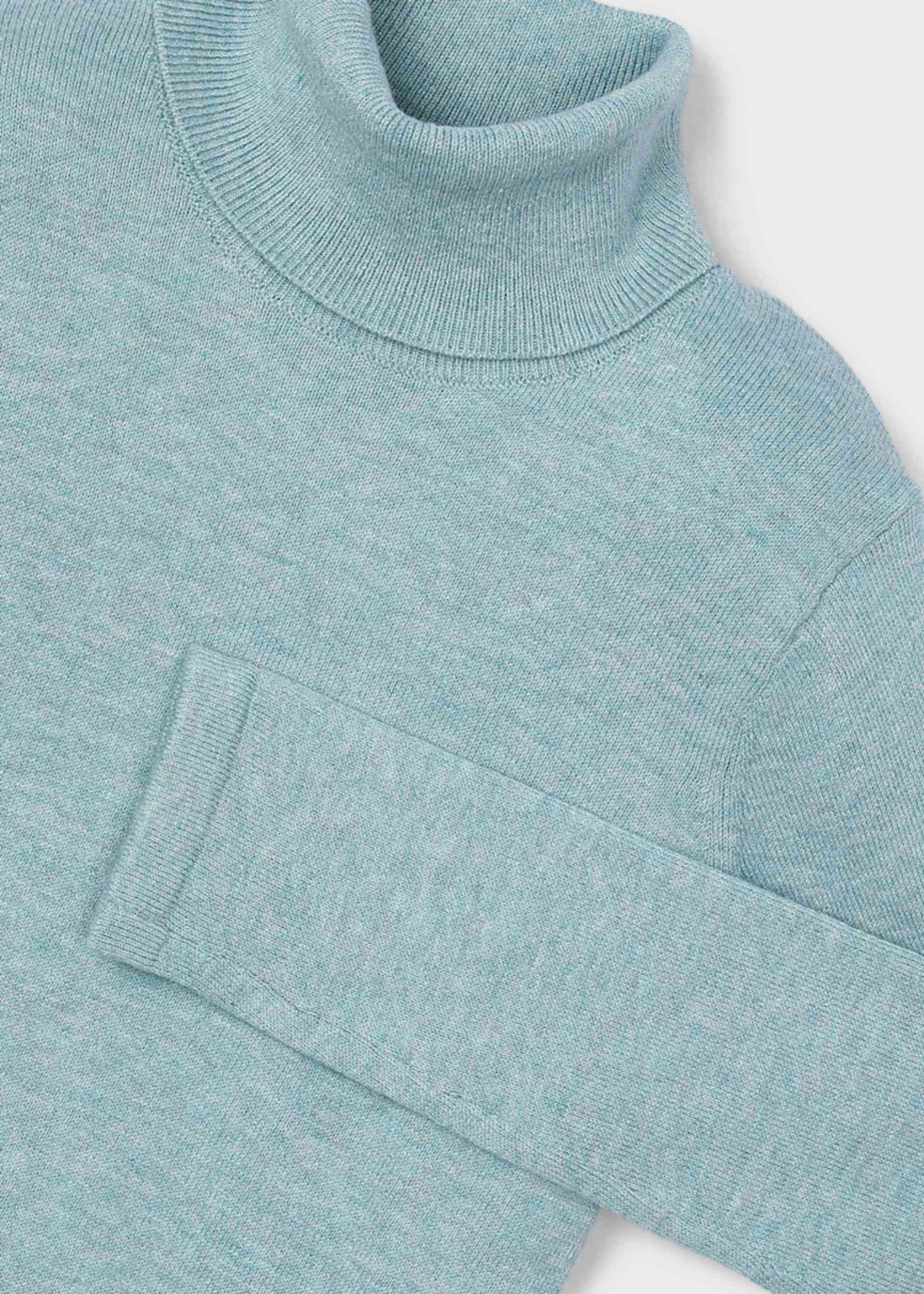 Suéter cuello alto básico niña