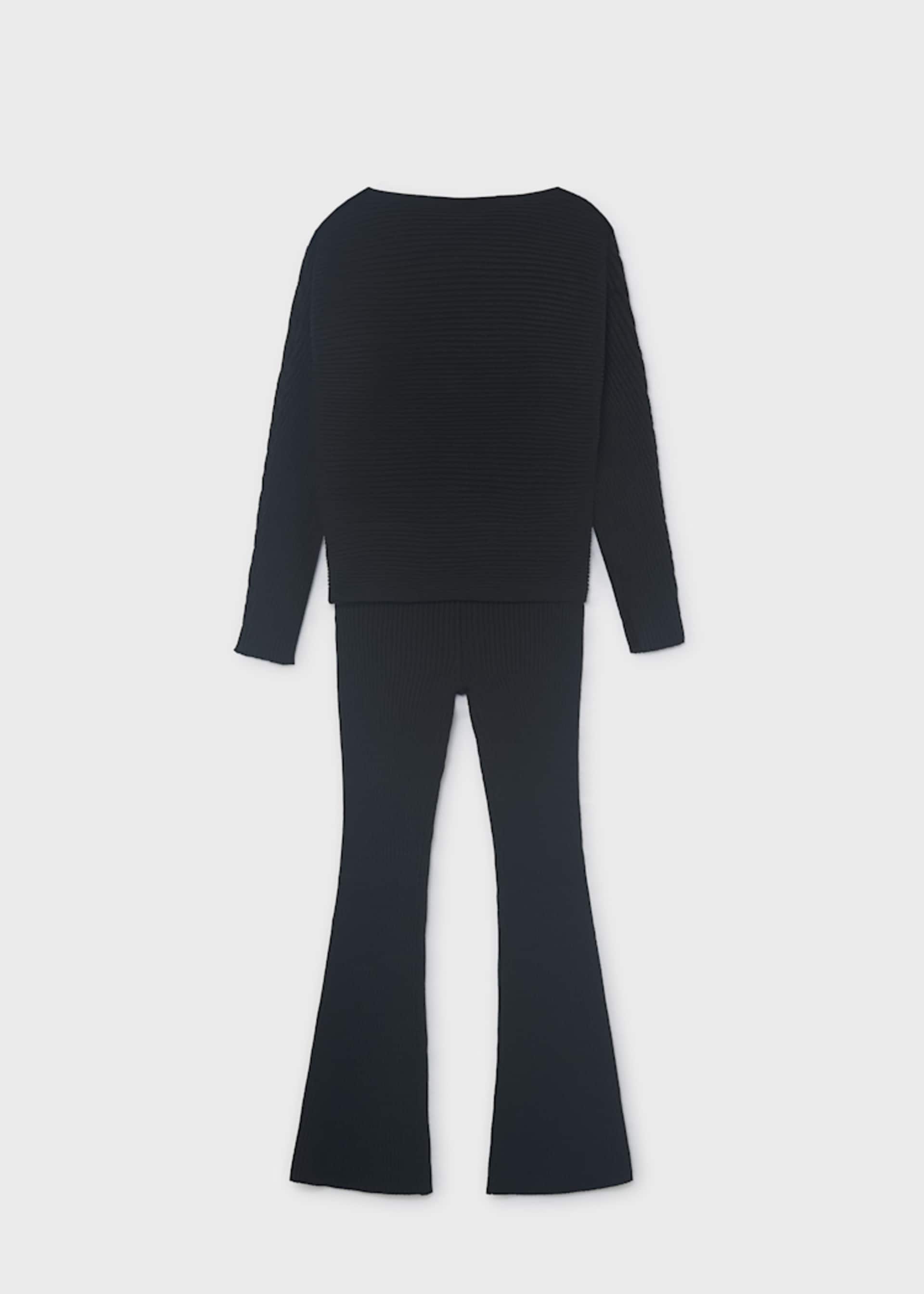 Set Hose und Pullover Teenager Mädchen