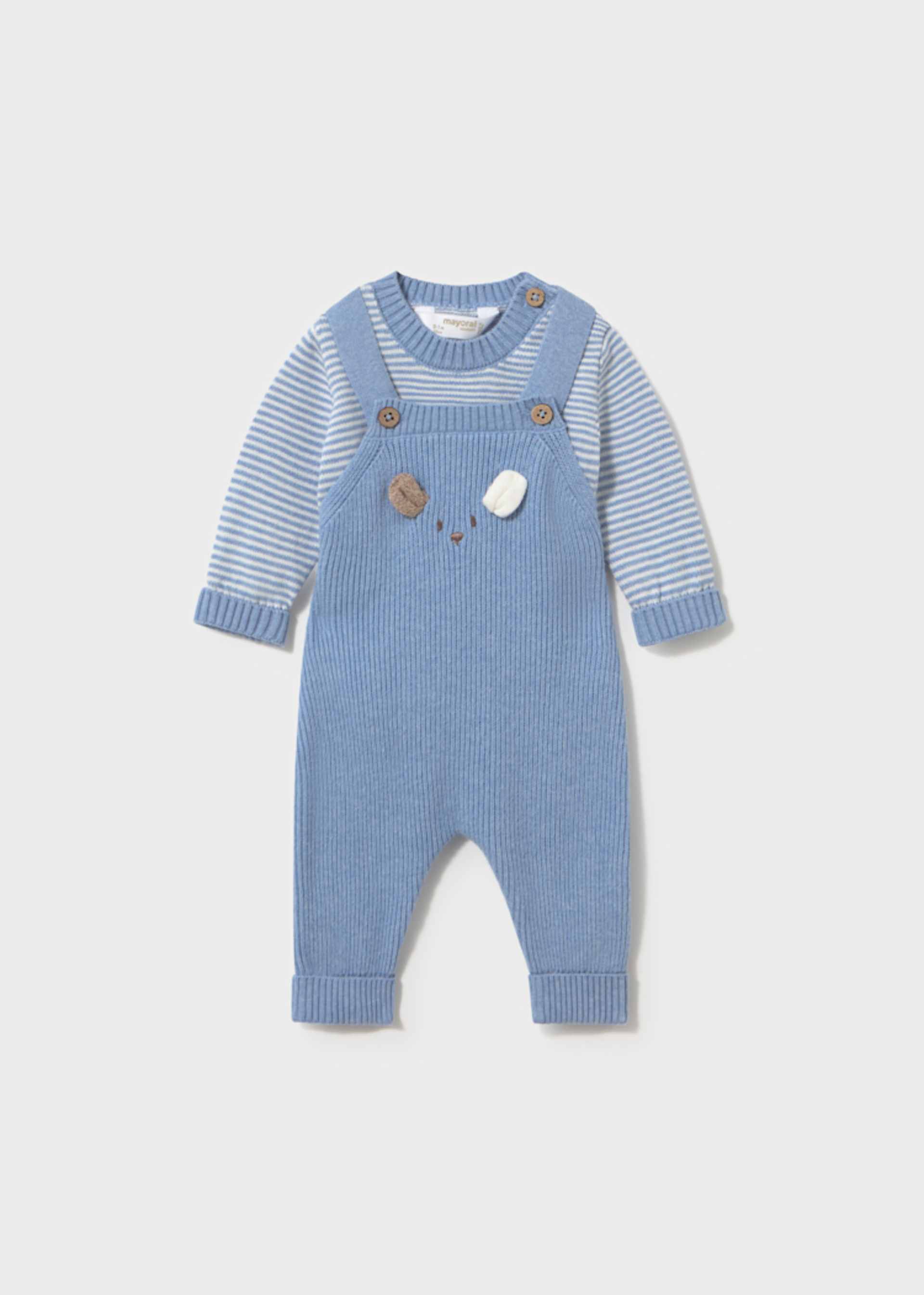 Newborn dungarees and jumper set Newborn dungarees and jumper set