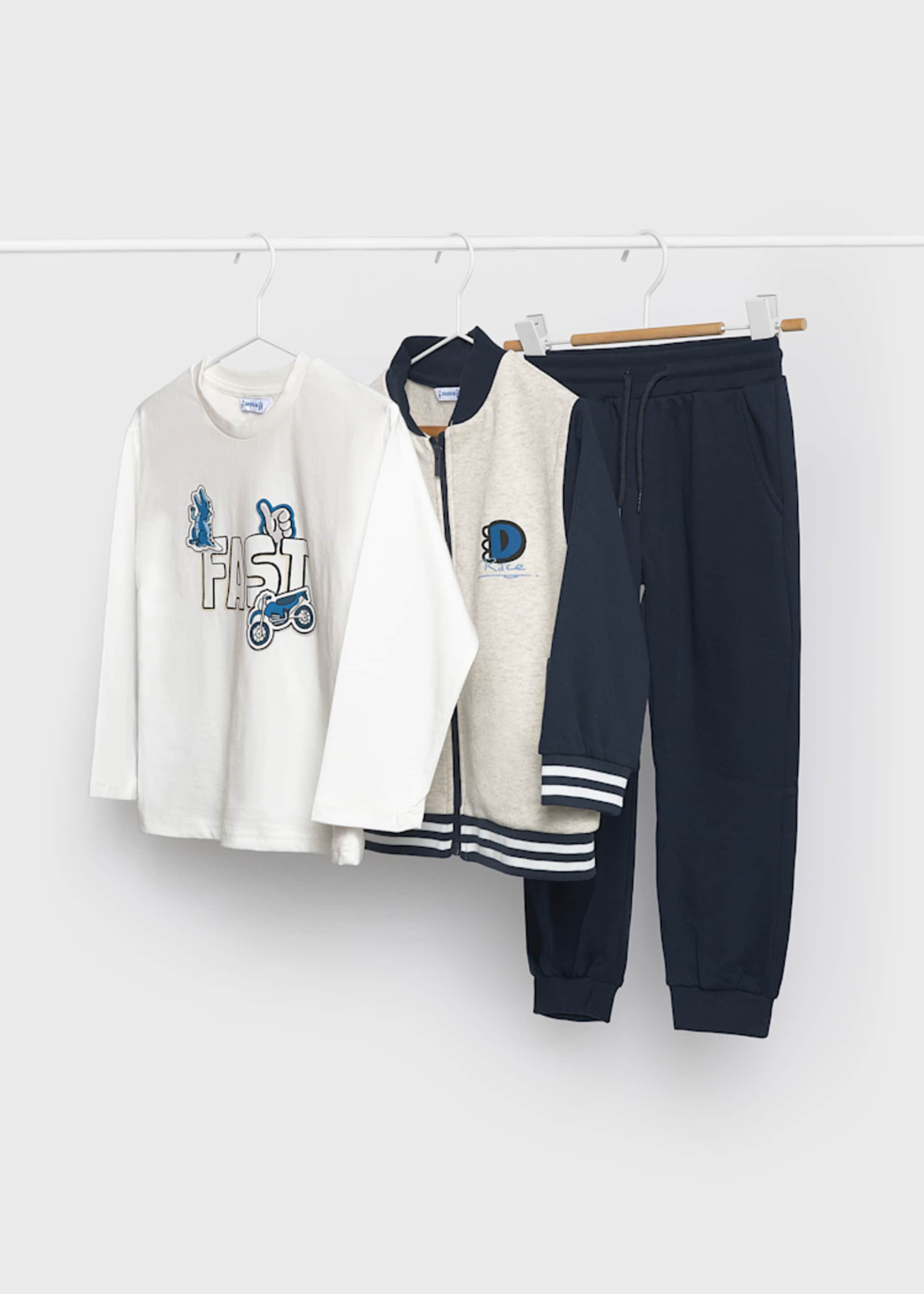 Trening cu jacheta bomber baiat