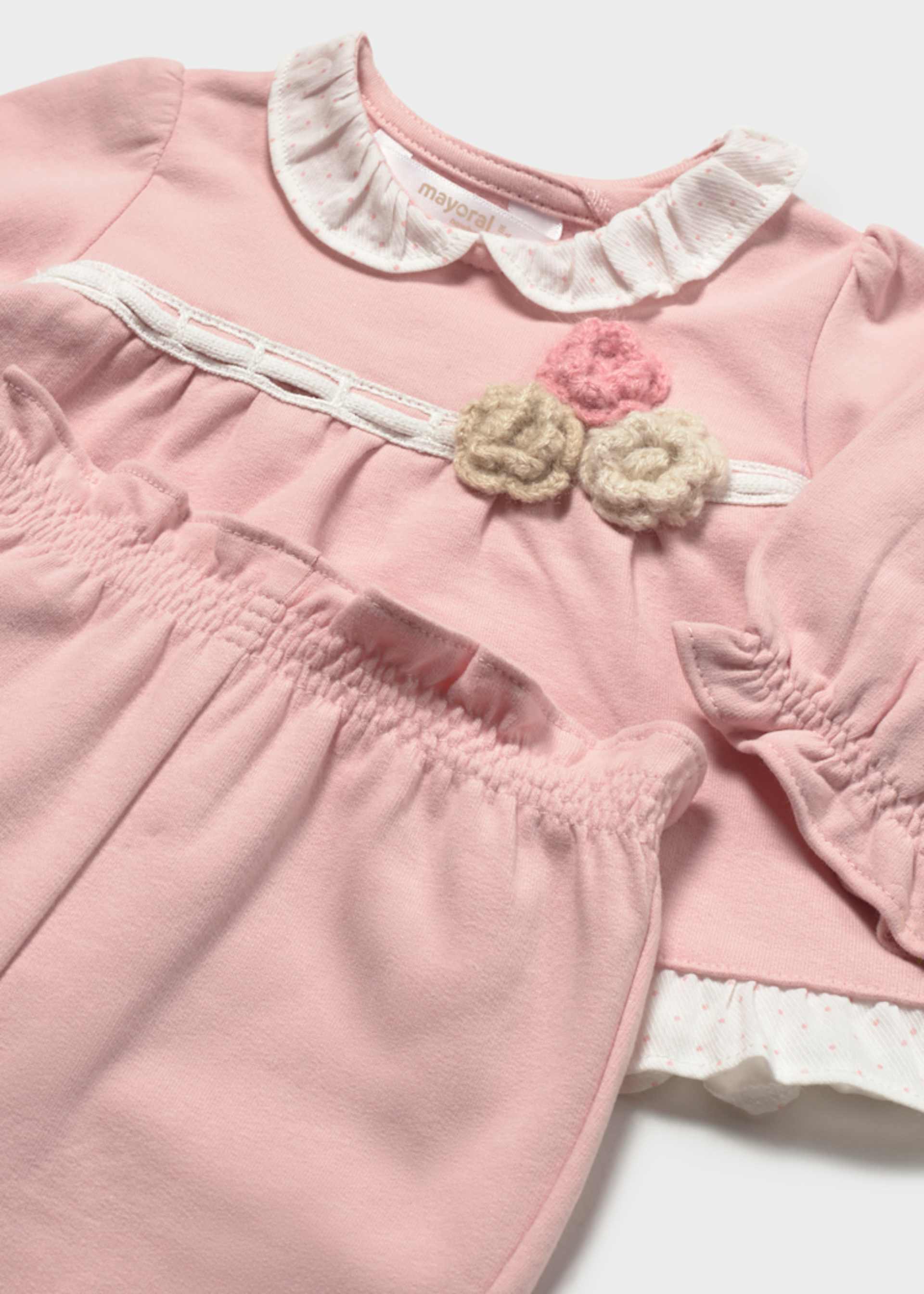 Conjunto blusa y pantalón recién nacida