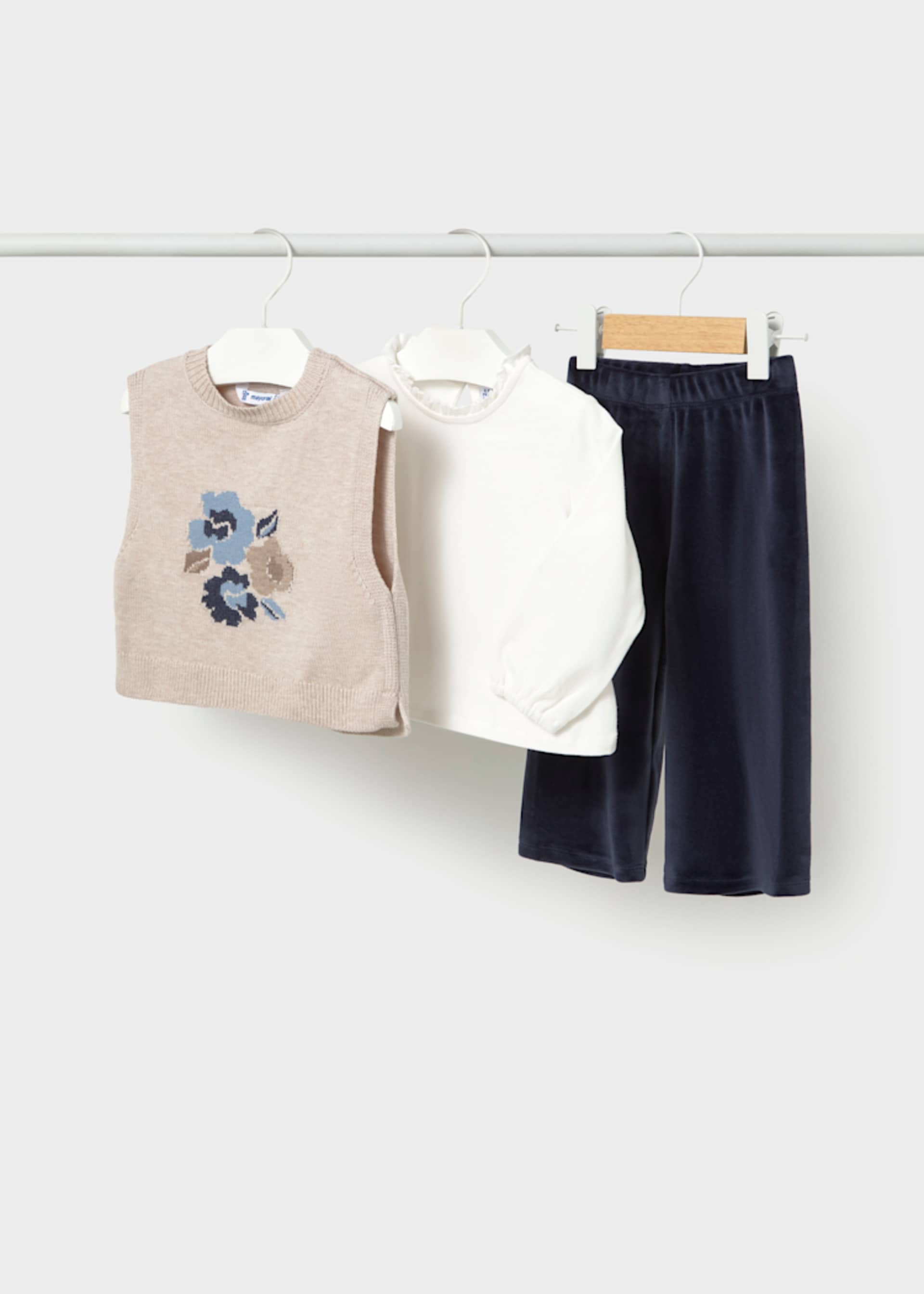 Baby 3 piece vest set