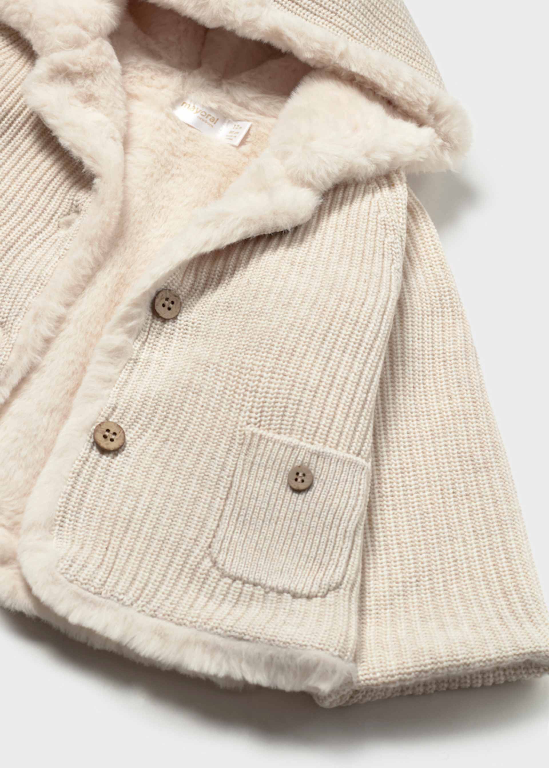 Rebeca pompón recién nacida