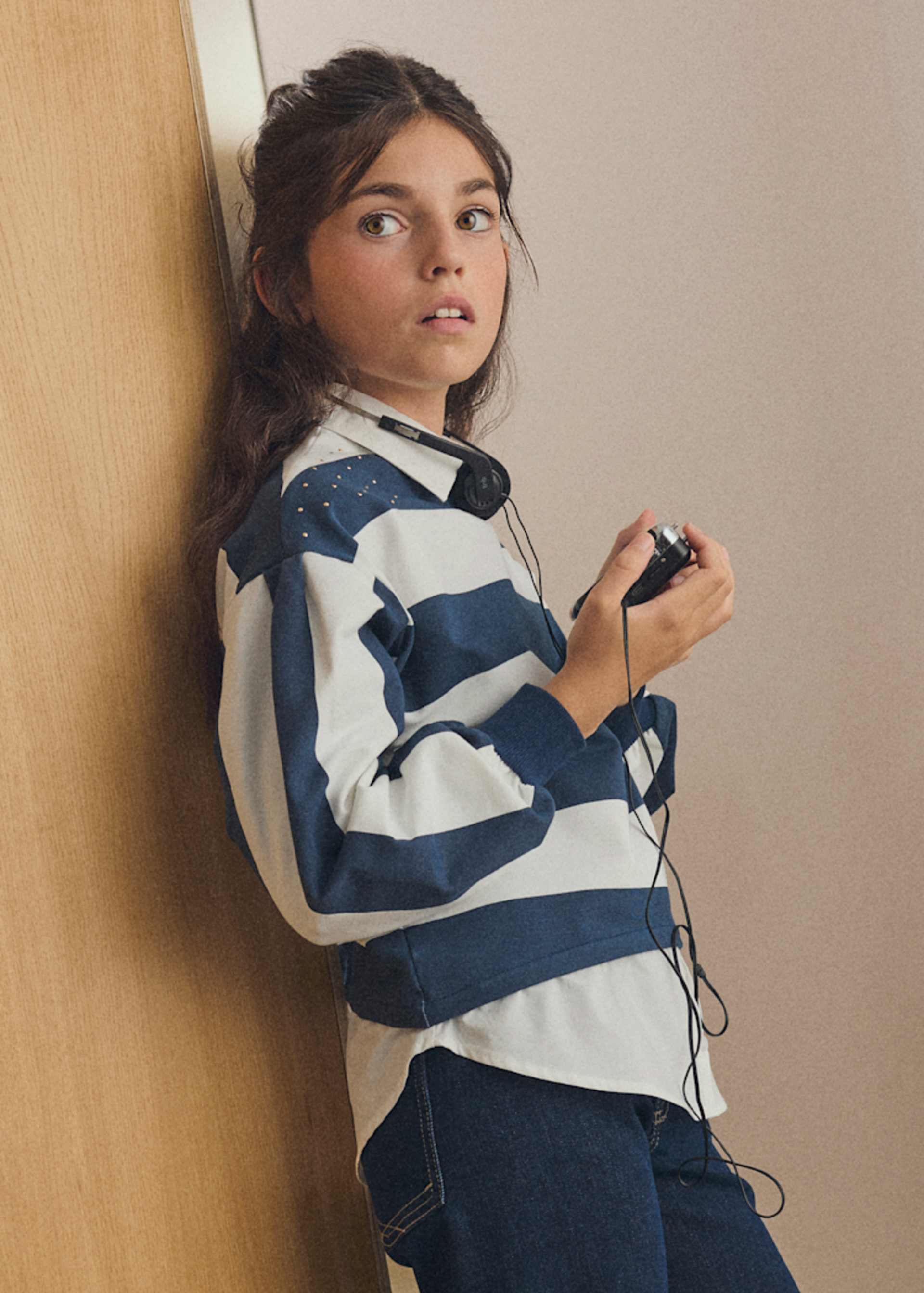 Girls' striped sweatshirt with a shirt Girls' striped sweatshirt with a shirt