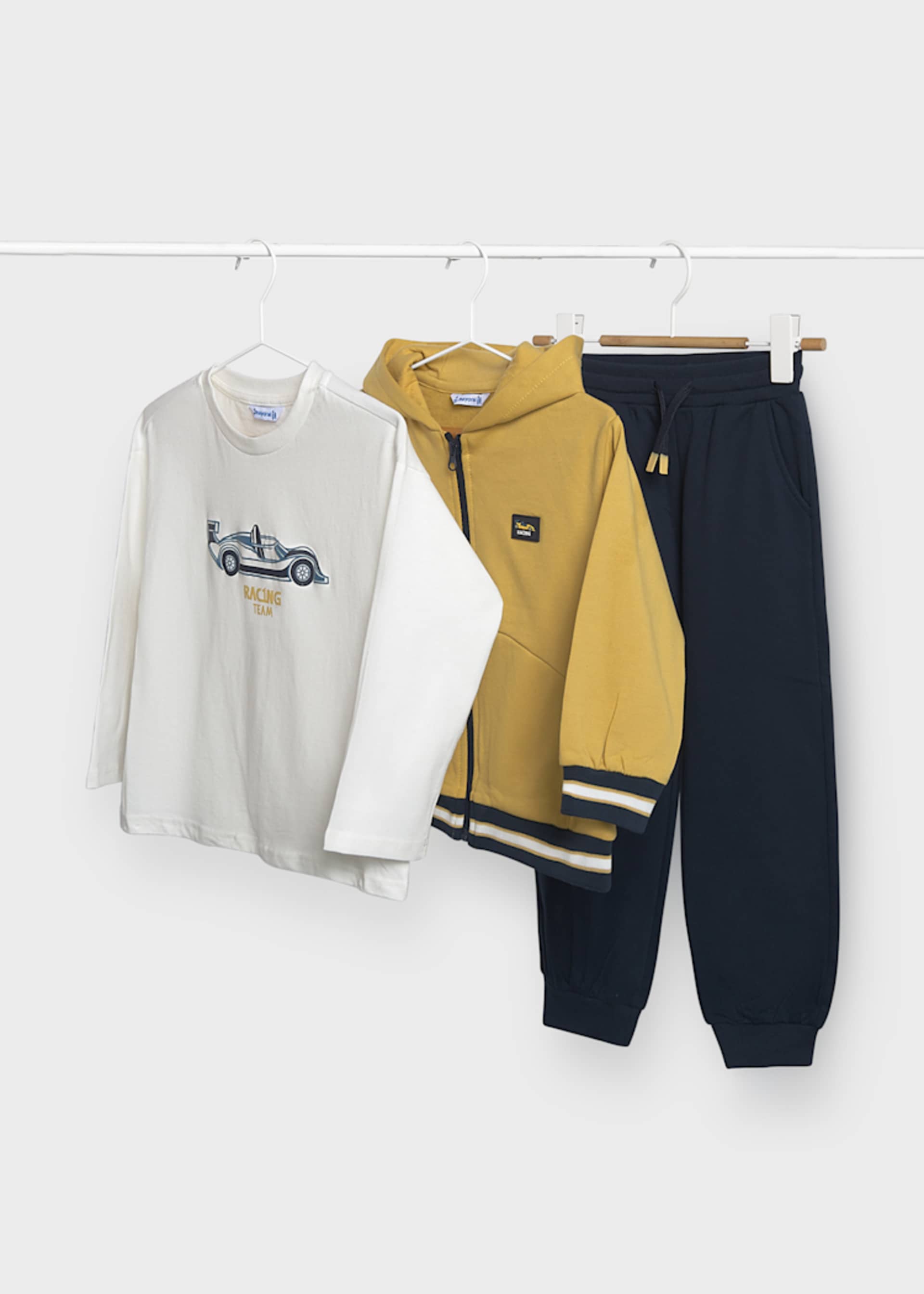 3-piece tracksuit with T-shirt for boys