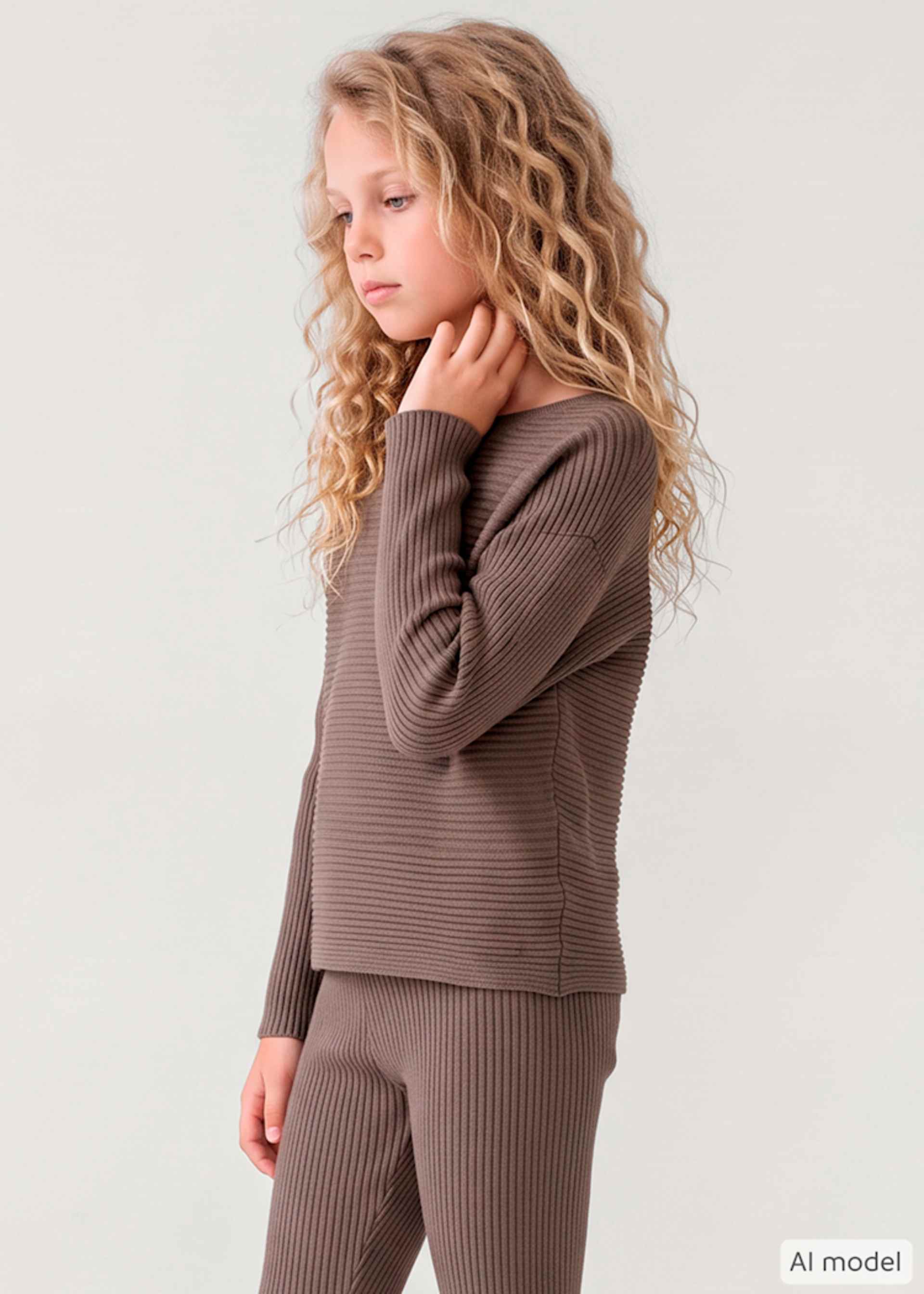 Set Hose und Pullover Teenager Mädchen Set Hose und Pullover Teenager Mädchen