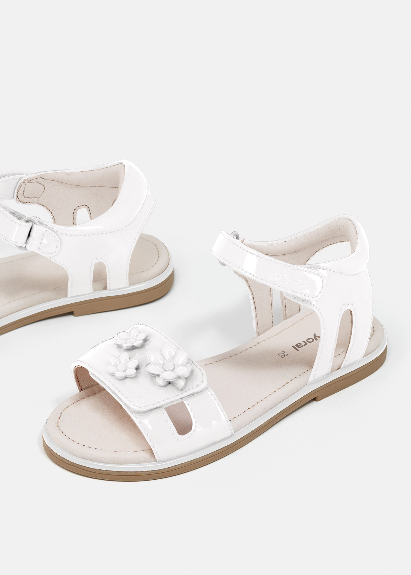Buy Girls White Casual Sandals Online | SKU: 57-5026-16-20-Metro Shoes