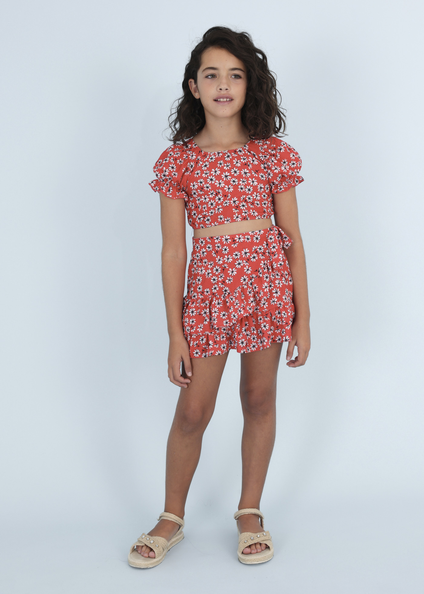 Cadocado Mädchen-Badeanzug 3-teilig – Kurzärmeliges Rashguard-Set Mit Rock, UPF 50+, Blumen-Design