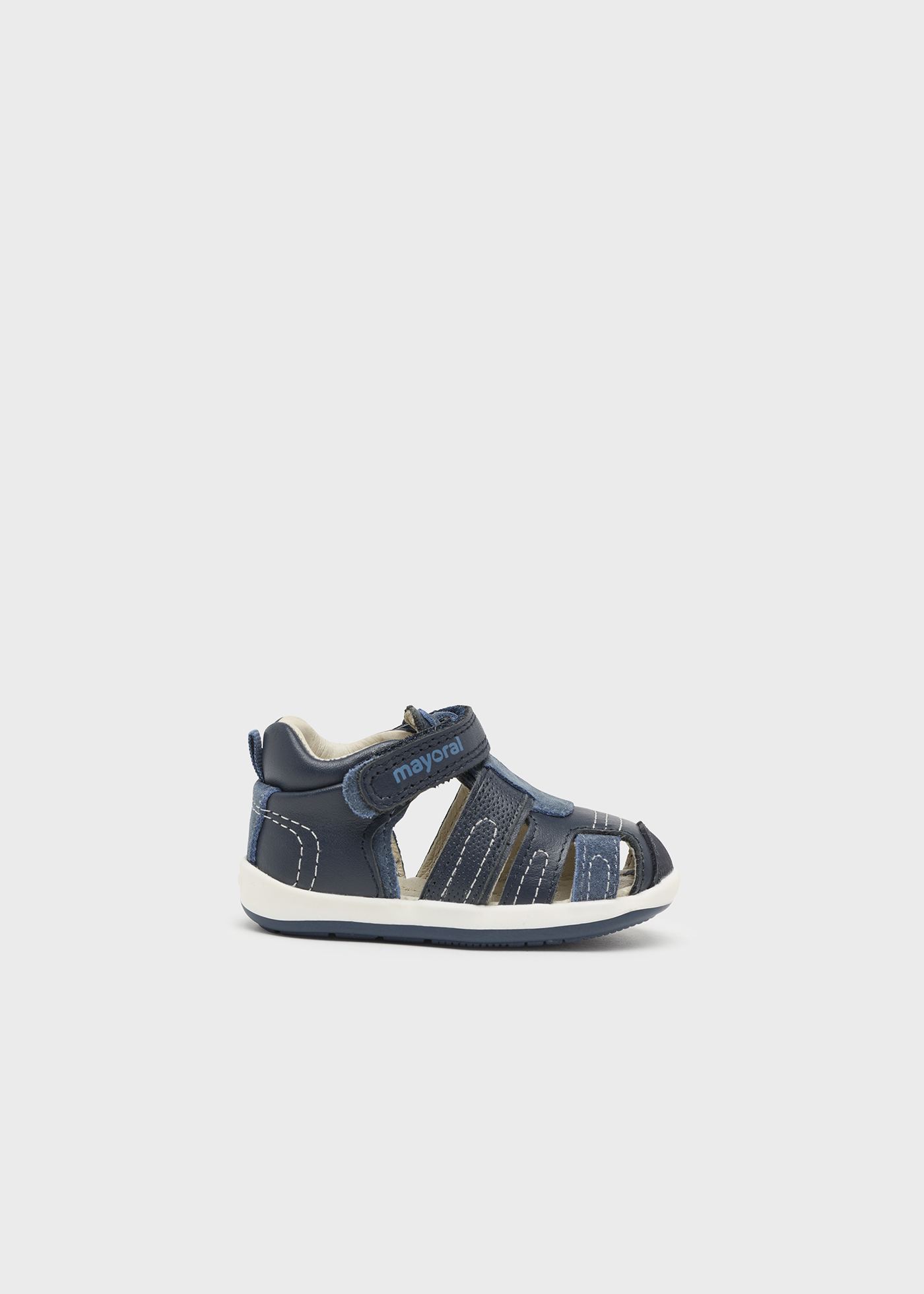 Sandales Plateforme BEBE Taille US 9 - Cuir Marron, Talon 6 Pouces, Bout Ouvert - Occasion Excellent état