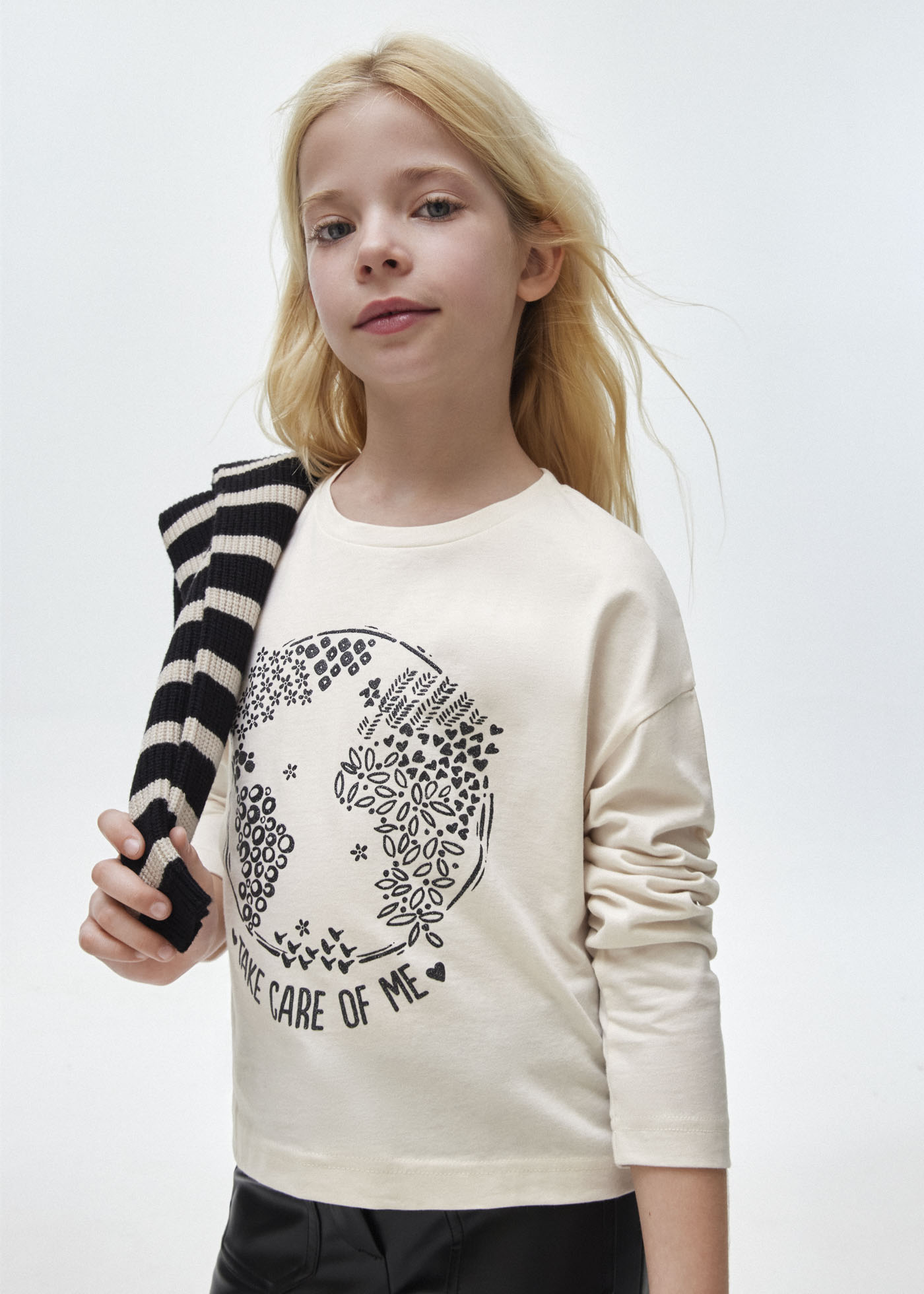 T-Shirt Fille - Parfaite de la tête aux pieds