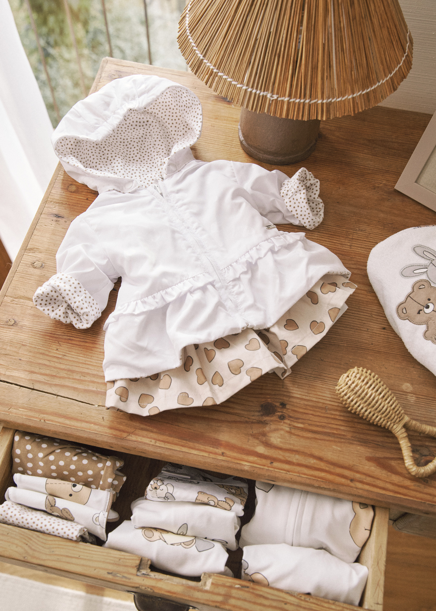 Mayoral – Giacca A Vento Per Bambine E Ragazze | Primavera-estate, 100% Poliammide, Colore Bianco | Leggera E Versatile