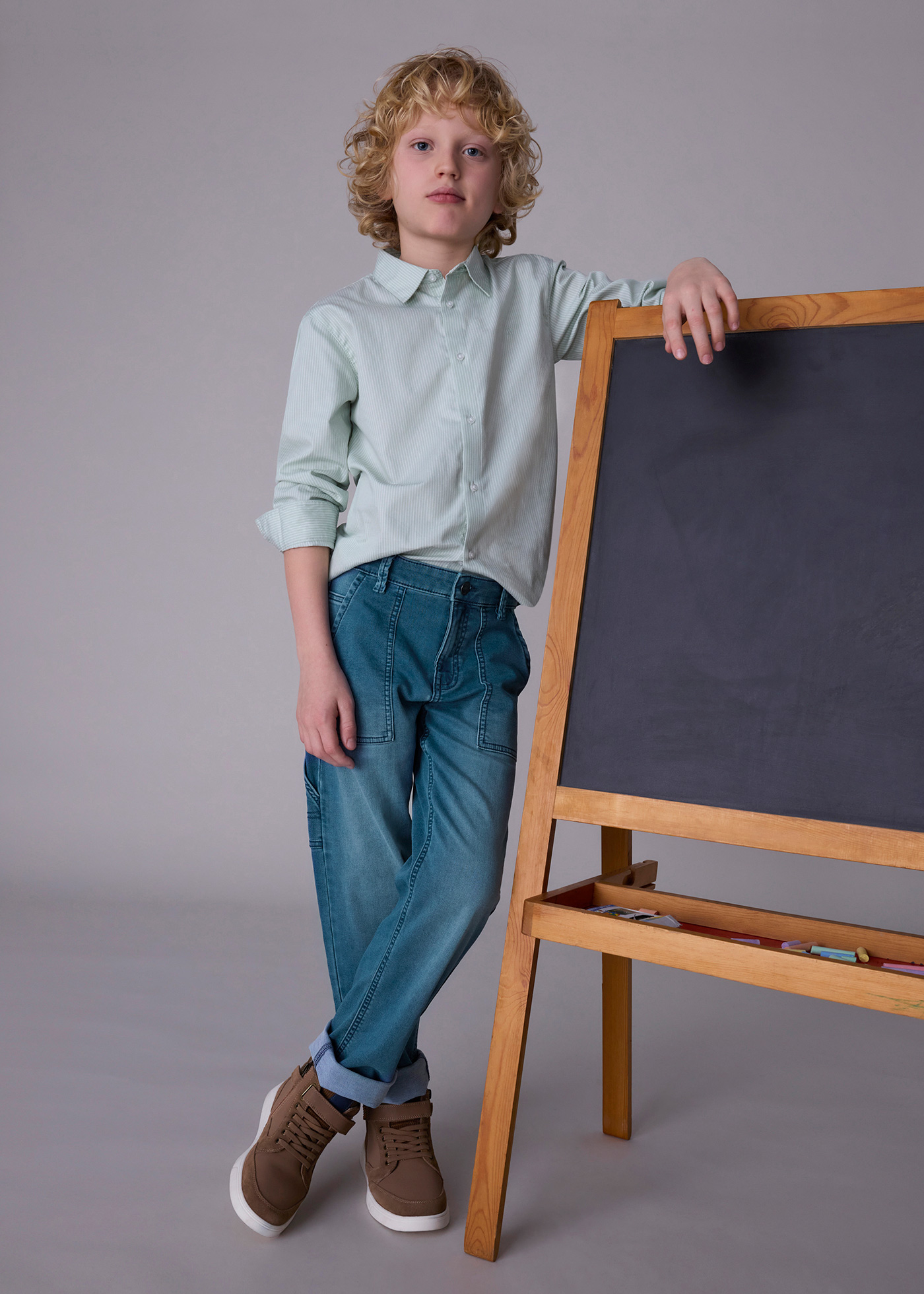 Boys Straight Fit Denim Jeans with Contrast Stitching
