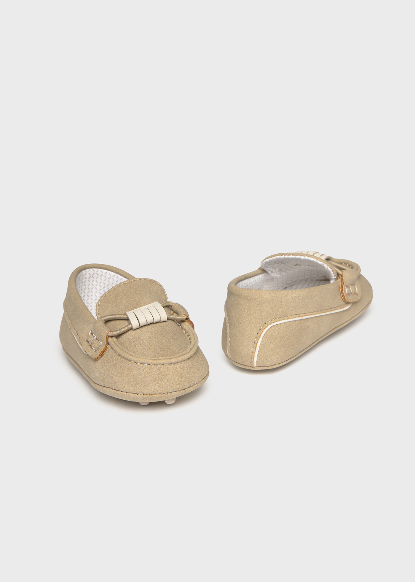 Newborn Moccasins Frosted Almond Mayoral ®